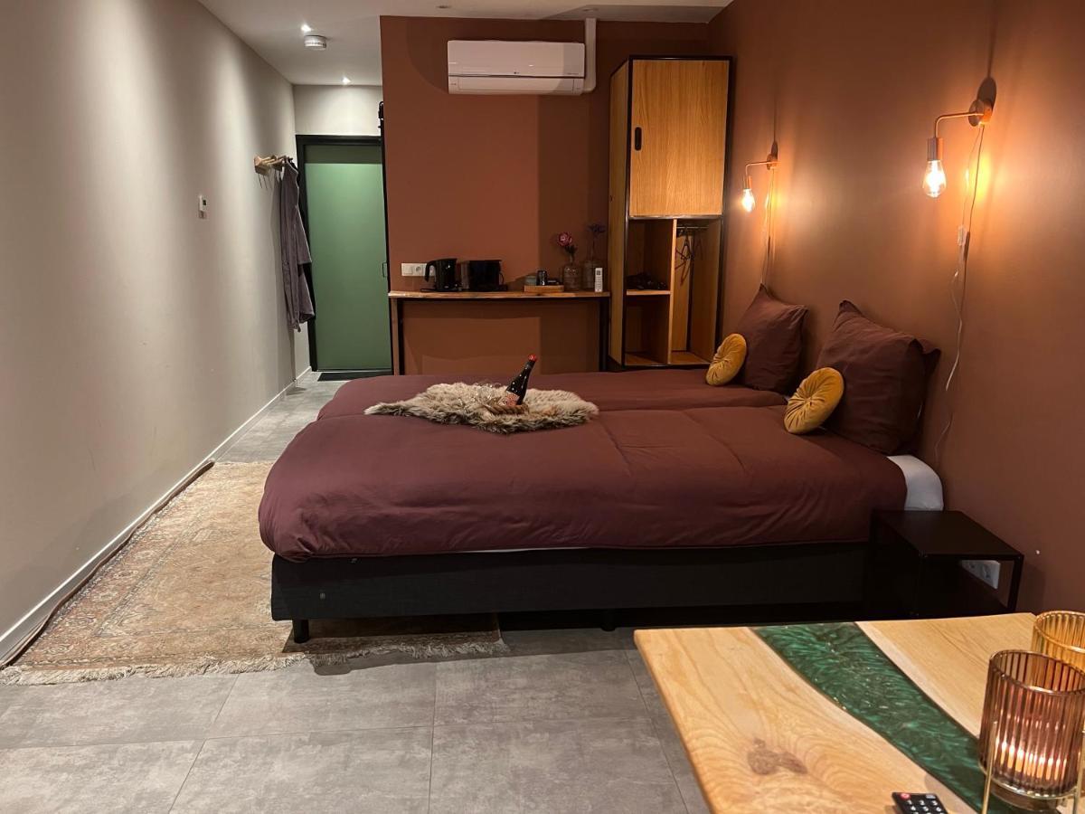 Blesdijke Natuur Lodge מראה חיצוני תמונה